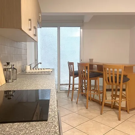 Phaedrus Living Hoopoe Residencies 001 * نيقوسيا